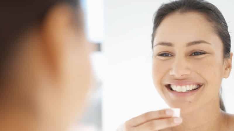 адгезивный протез что это такое