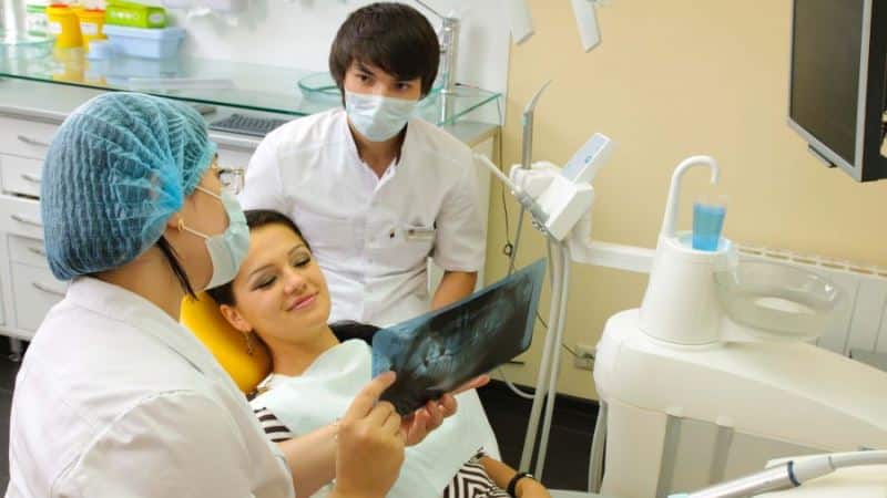 как бесплатно вылечить зубы