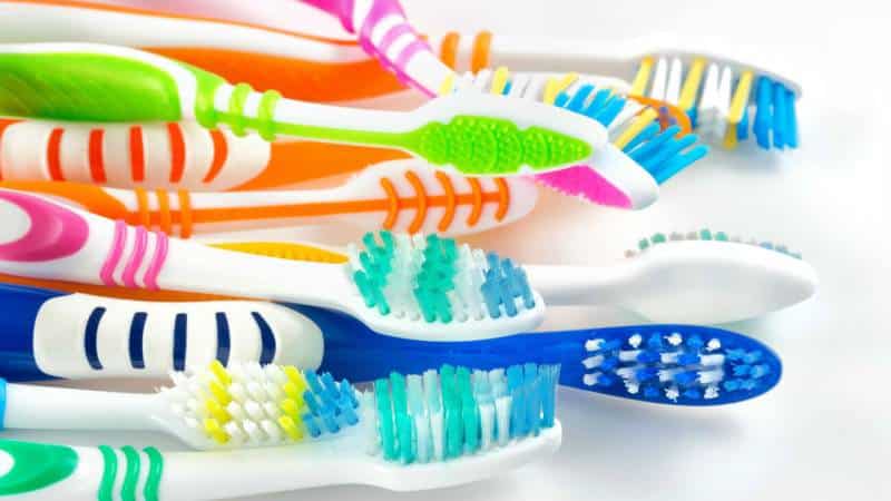 как часто надо менять зубную щетку