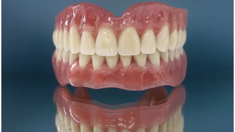 какие съемные зубные протезы лучше