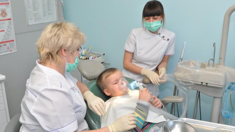 лечение зубов во сне