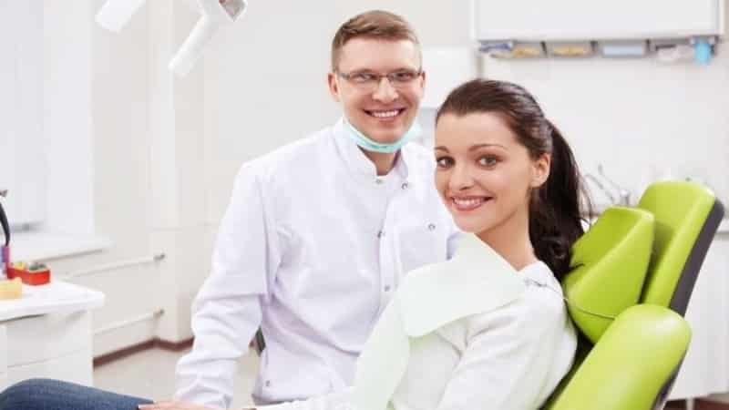 скол эмали зуба