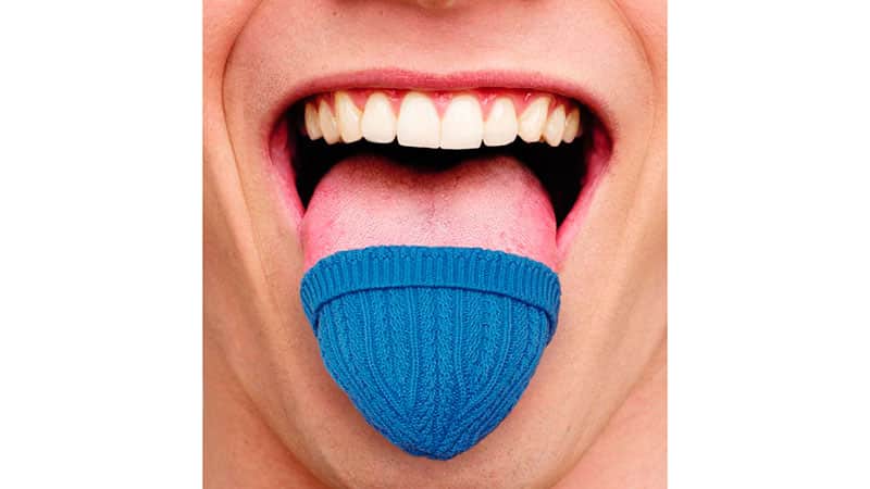 Синий налет на языке