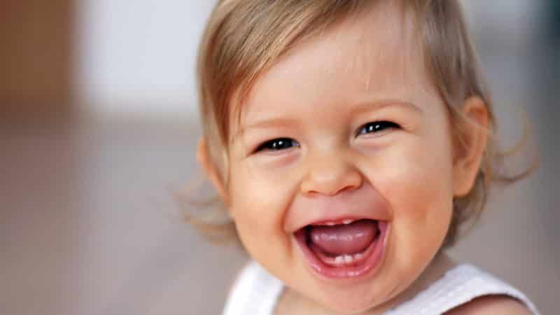 сколько зубов должно быть в 1 год