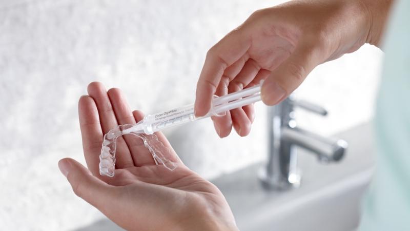 виды отбеливания зубов фото