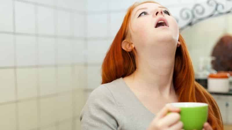 запах изорта калом