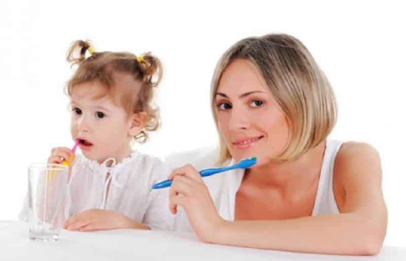 как передается стоматит у детей взрослых