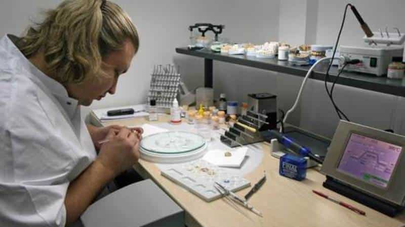 полиуретановые зубные протезы отзывы цены